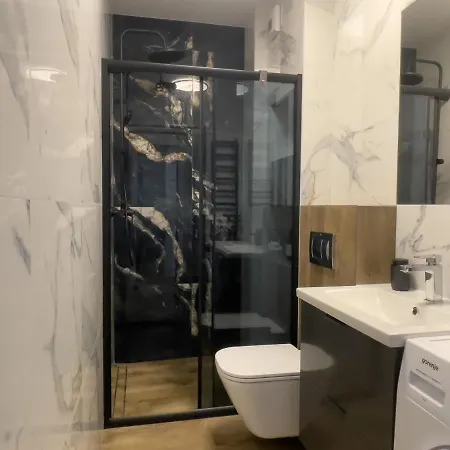 Urban Premium, Opolska 10 No 67a, Free Garage, Self Check-in 卡托维兹
