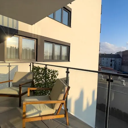 Urban Opolska 10 No 67a - Balcony - Air Condition - Rooftop Garden - Free Garage *