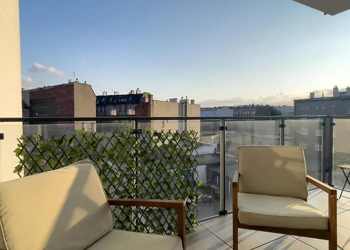 Urban Premium, Opolska 10 No 67a, Free Garage, Self Check-in Apartment